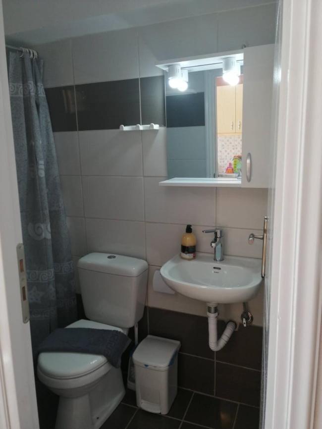 Zacharos Elegant Studio Leonídion Exteriör bild